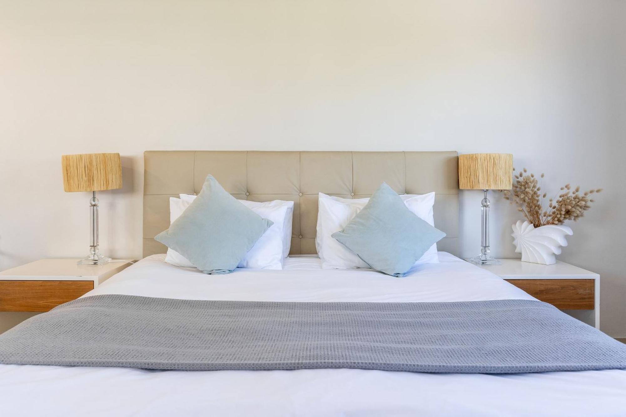 Mouille Point Places - Studios & Apartments كيب تاون الغرفة الصورة