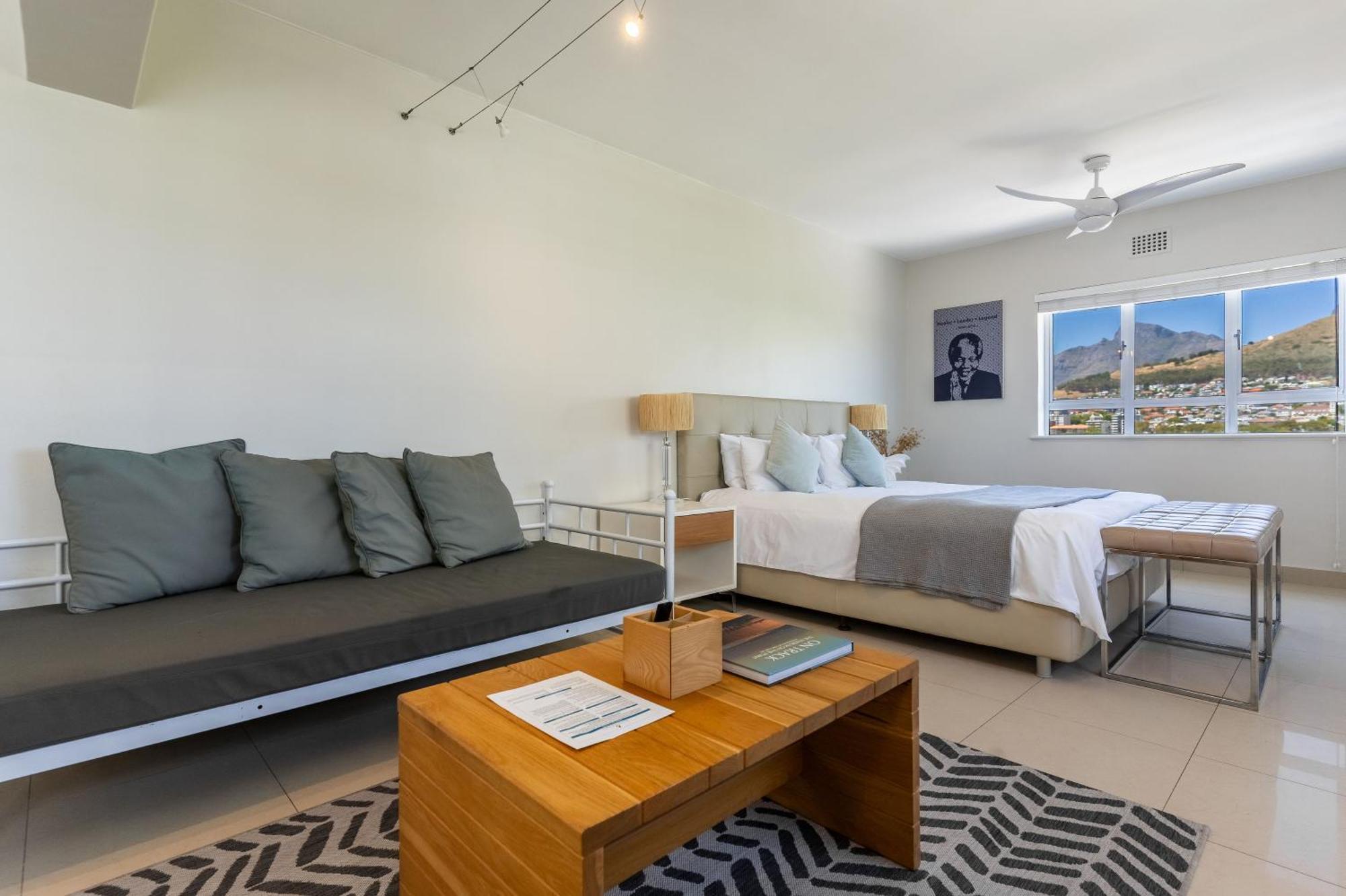 Mouille Point Places - Studios & Apartments كيب تاون الغرفة الصورة